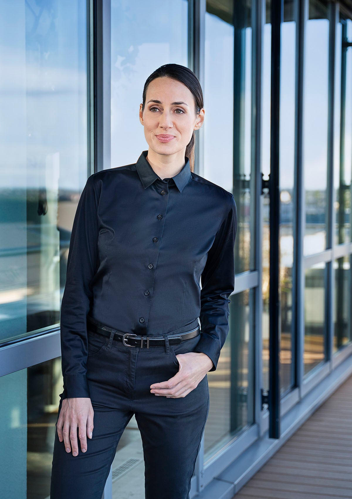 Women's Blouse Active-Stretch Long-Sleeve Modern-Fit